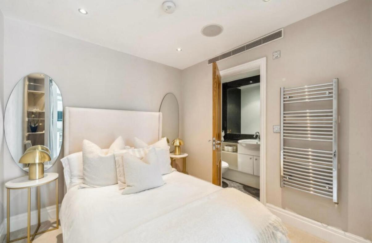 Apartment Chelsea Harbour Two En-suite Bed *