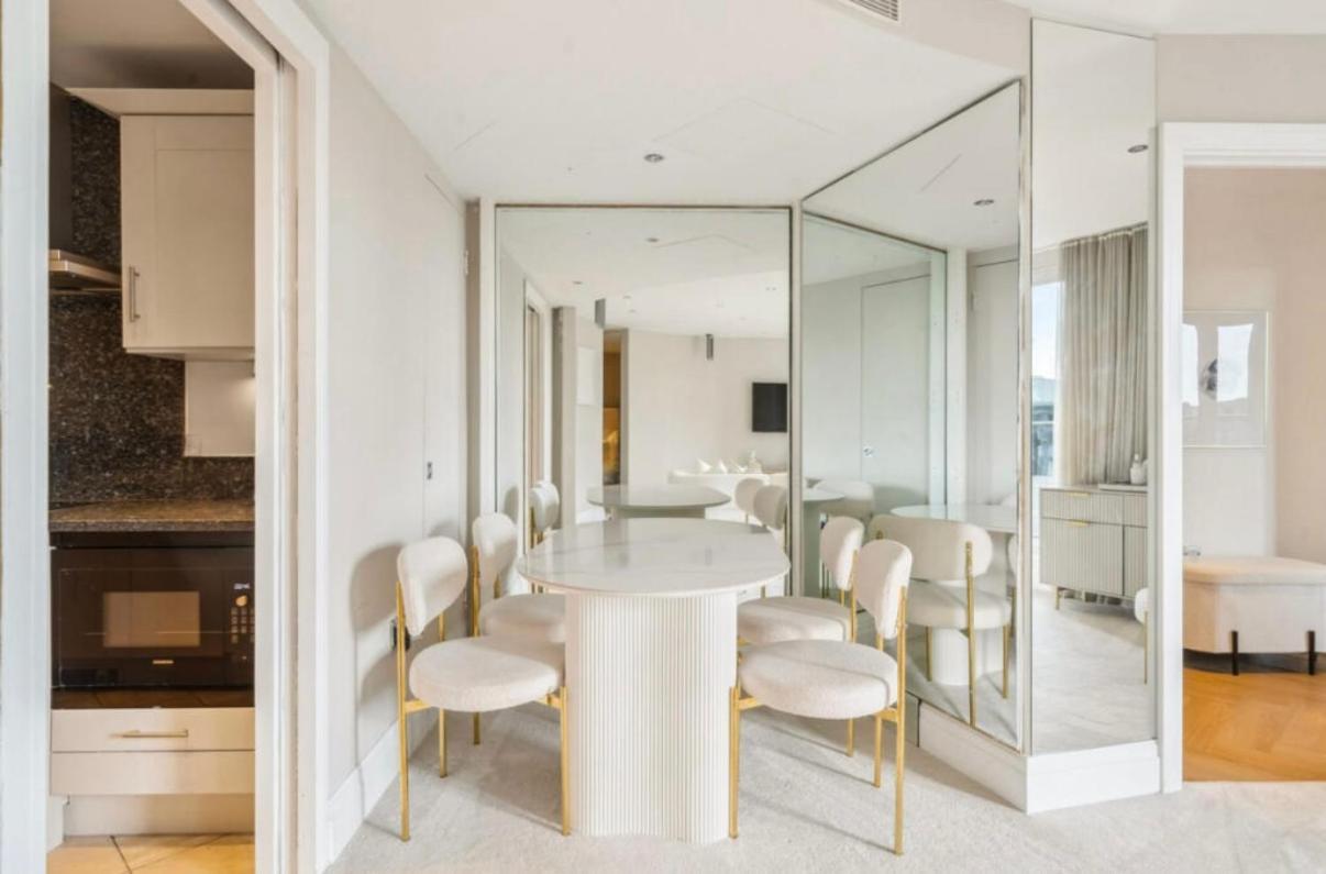 Chelsea Harbour Two En-suite Bed London