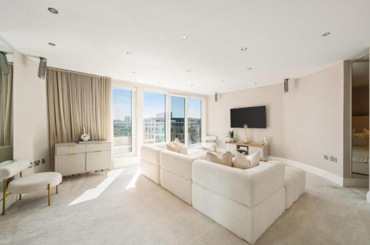 Chelsea Harbour Two En-suite Bed *